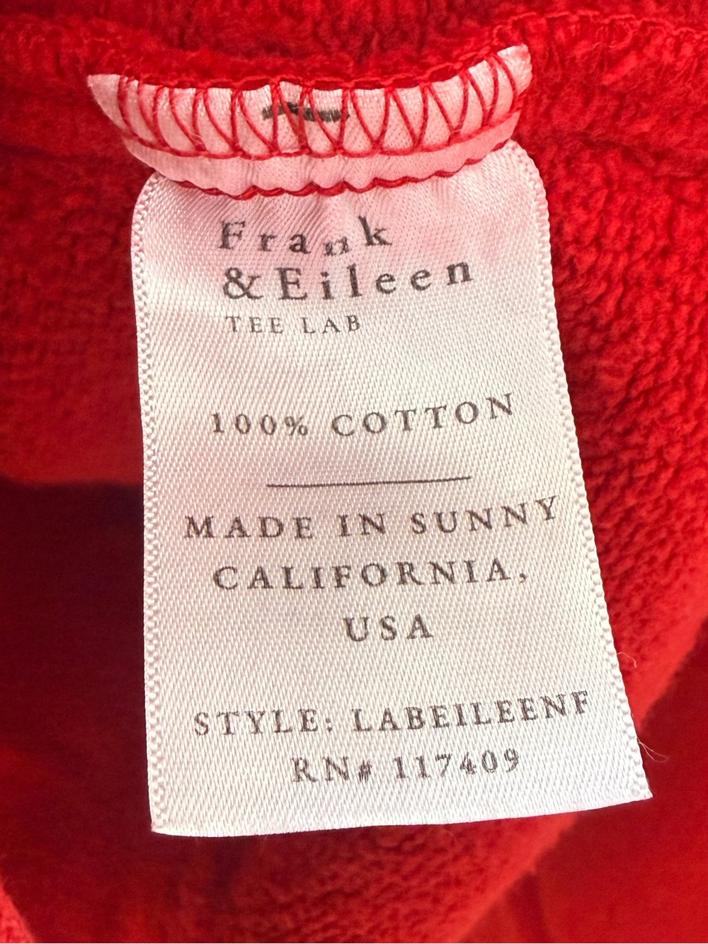 ✨ Frank & Eileen Eileen Relaxed Button Up Triple Fleece in Crimson ✨ - Picture 6 of 7